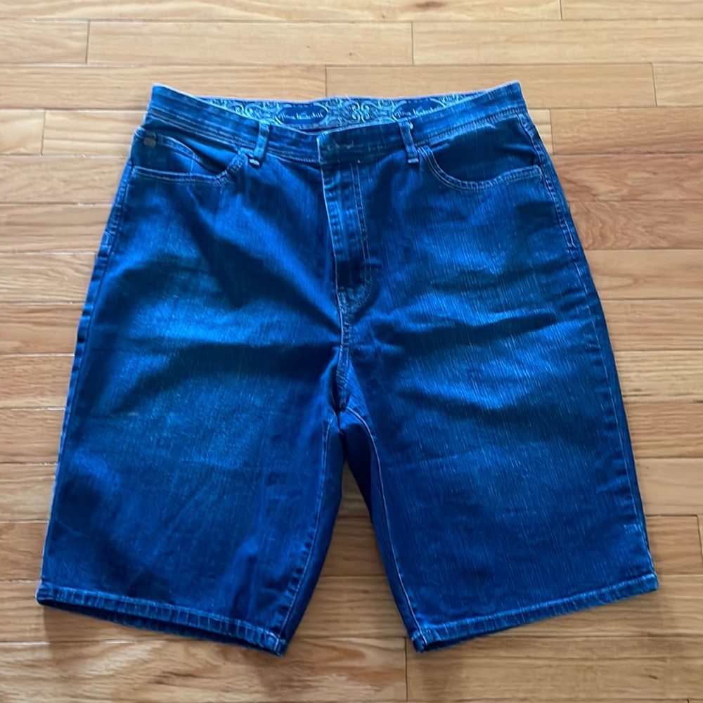 Gloria Vanderbilt Jean Shorts